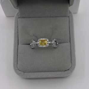 Sz 7 ring, no tags, solid 925 silver, yellow & white diamonds, chain link design